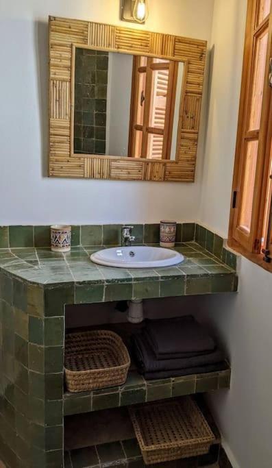 Dar Weldi, Maison Au Coeur De La Kasbah タンジェ エクステリア 写真
